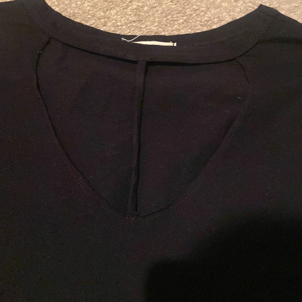 Cut out neck tshirt